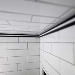 bathroom-remodel-pencil-tile
